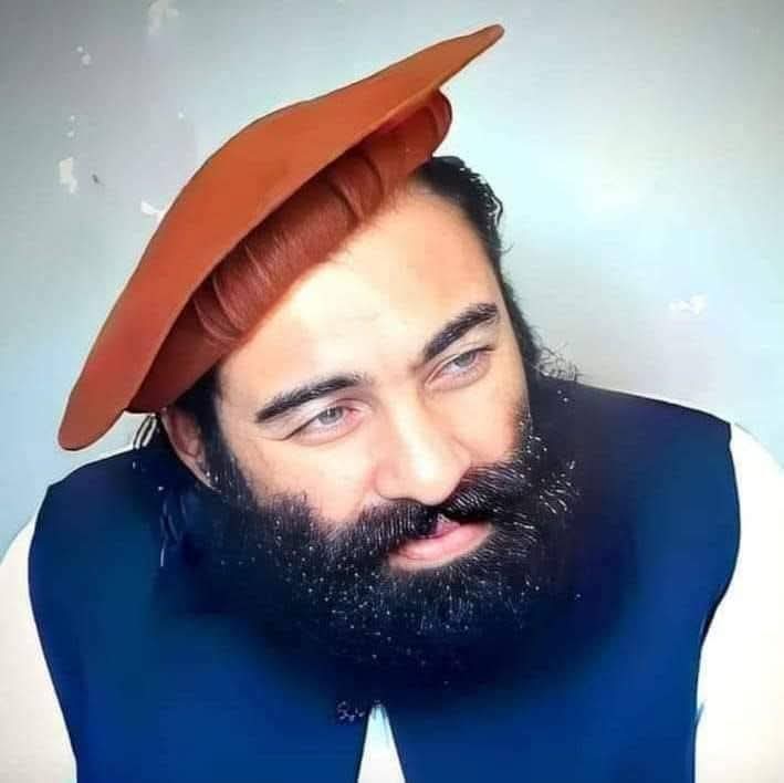 Noorullah_PTM's tweet photo. خیبر قومی جرگے کا ممبر مفتی منیر شاکر شہید ہوگئے ۔
خیبر جرگے کے ممبران اور PTM کے مشران کیخلاف ریاستی کریک ڈاؤن کے بعد اب ہمارے مشران کو راستے سے ہٹانے لگے۔
ایک بات واضح ہوگئ کہ ریاستی ادارے خود ہی ملک توڑنے لگے ۔
پښتنو داغه مي حال دئ. https://t.co/PfuJ4eeuIK