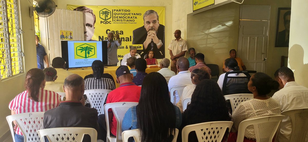 pqdc_enlinea's tweet photo. Reunión con Dirigentes del Distrito Nacional y la Provincia de Santo Domingo, Encabezada por Nuestro Presidente @WessinChavez
#PAX #AvanzaRD https://t.co/pdhjrnj2SS
