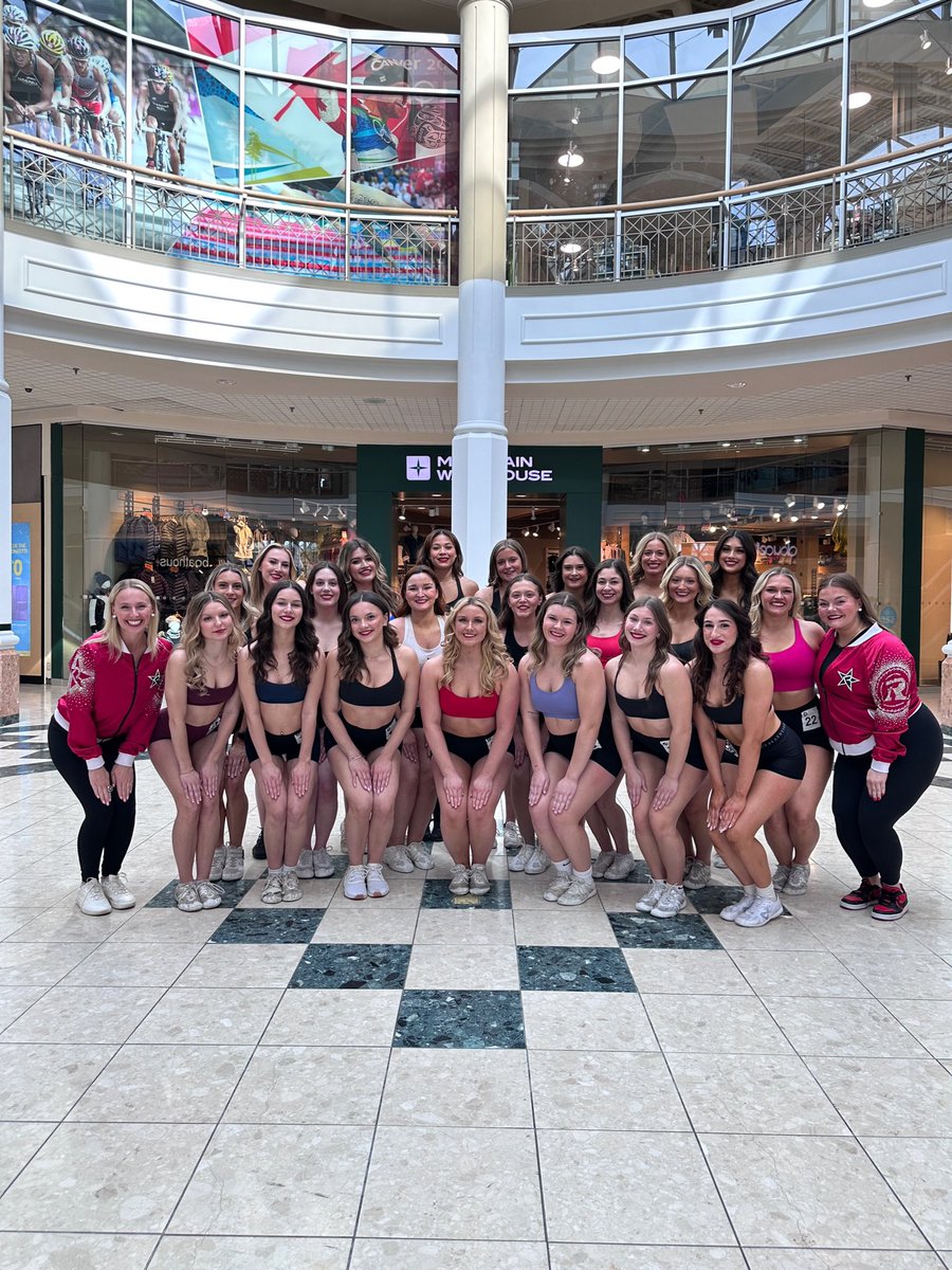 REDBLACKSCheer's tweet photo. That’s a wrap on stunt team auditions day 1! See you back at 2:00PM for dance ❤️🖤 #redblackscheer https://t.co/HJmjFgsB1i