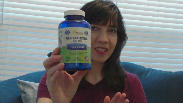 Junk in our popular vitamins?  How to keep the junk from staying stuck in you: #GlutathioneBenefits #HeavyMetalDetox #detox #Vitamin rumble.com/v4ddj00-toxins…