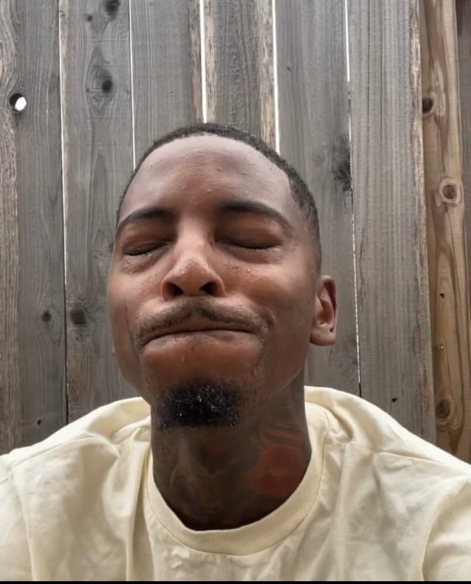 YOUNGJOKK's tweet image. Say u stg p2 is dead fam #p2isthename