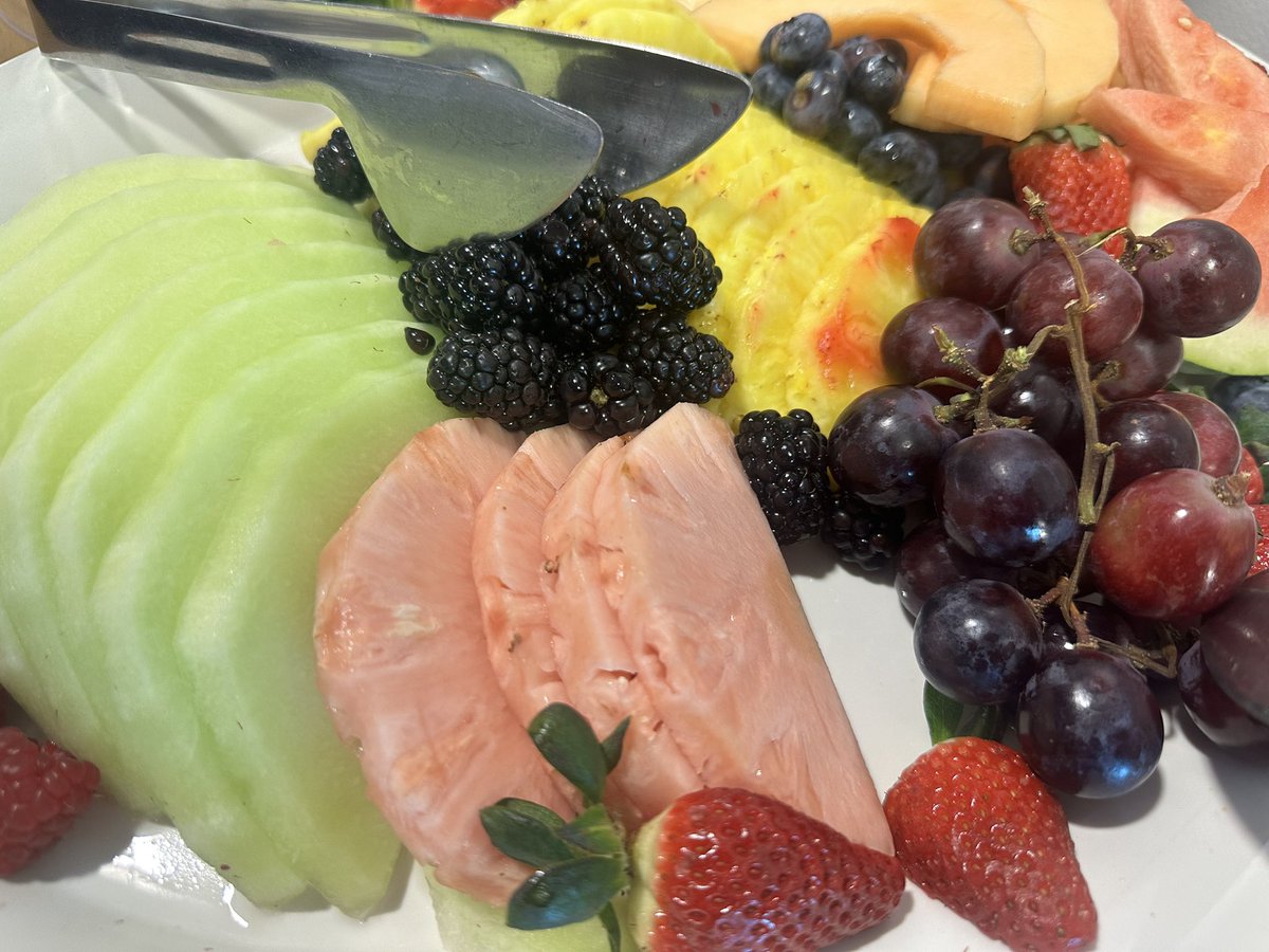JerryJordan_KTT's tweet photo. Things you never hear at other #NASCAR tracks! “The media is living the high-roller life enjoying delicacies of #PinkPineapple fruit platters courtesy of @LVMotorSpeedway!”
Thanks @jeffmotleylvms &amp; #chrispowell https://t.co/SKgm3Fcp6Z