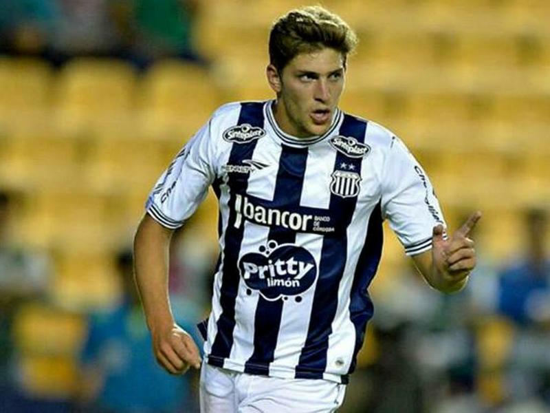 "Cuando llegó Guido (Herrera), de hecho, no fui el más cariñoso con él, por los tuits y toda esa polémica. Dije que no. Después cuando lo conocí y más cuando vi cómo lo afrontó, cambié. Se ganó el respeto y por eso es quién es hoy en #Talleres".
Eial Strahman en TERCER TIEMPO.