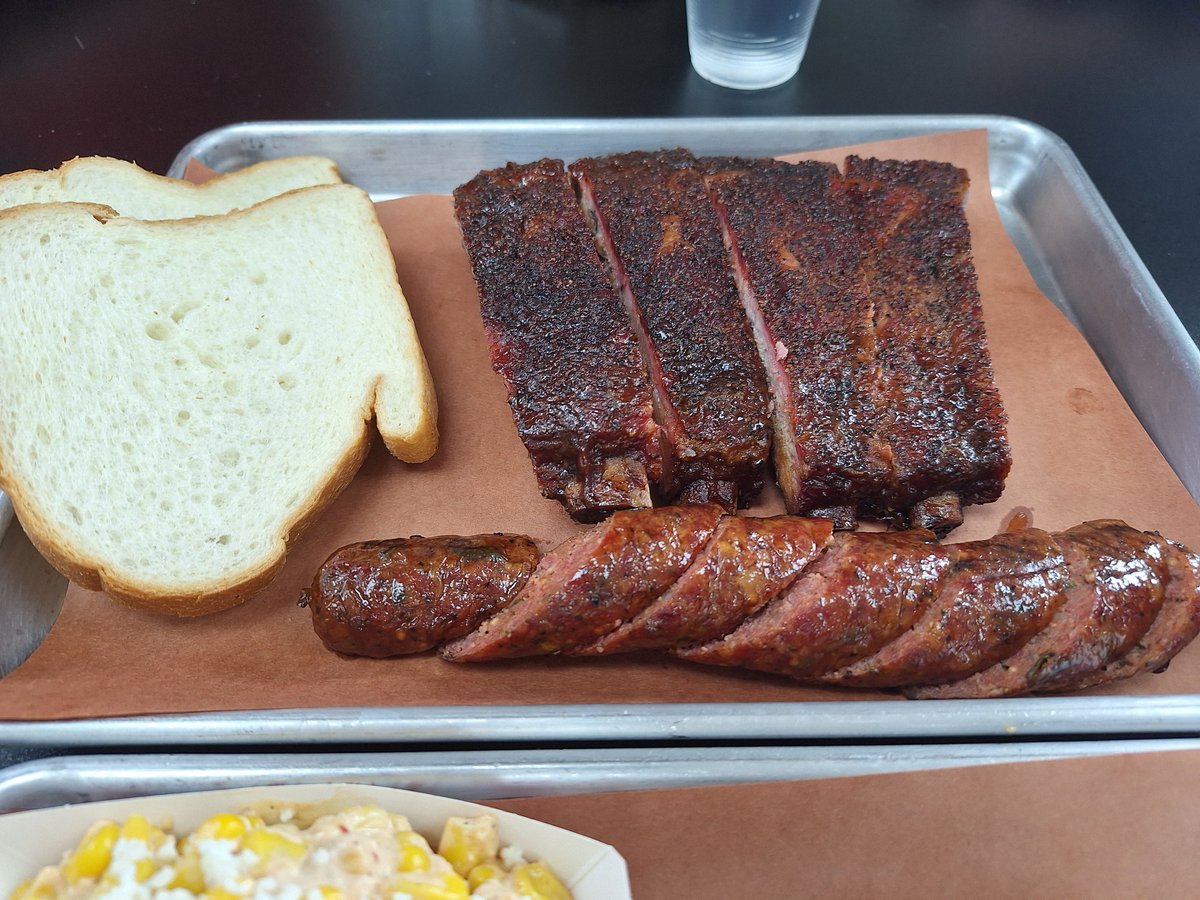 stephennaron's tweet photo. Stop 2 Brisket n Rice #BBQPALOOZA2025 https://t.co/FBJsrT3Dmc