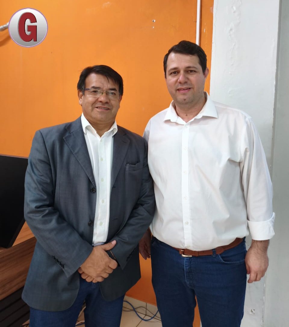 DiarioGlobalPy's tweet photo. #ElecciónRectoradoUNE | CANDIDATOS 

👉Uno de los candidatos para nuevo Rector de la UNE (Universidad Nacional del Este), es el Ingeniero José Sánchez, actual Vicedecano de la Facultad de Agronomía, quien en la imagen está con el Mag. Carlos Mercado, candidato a Vicerrector. https://t.co/fK4dbfAUPj