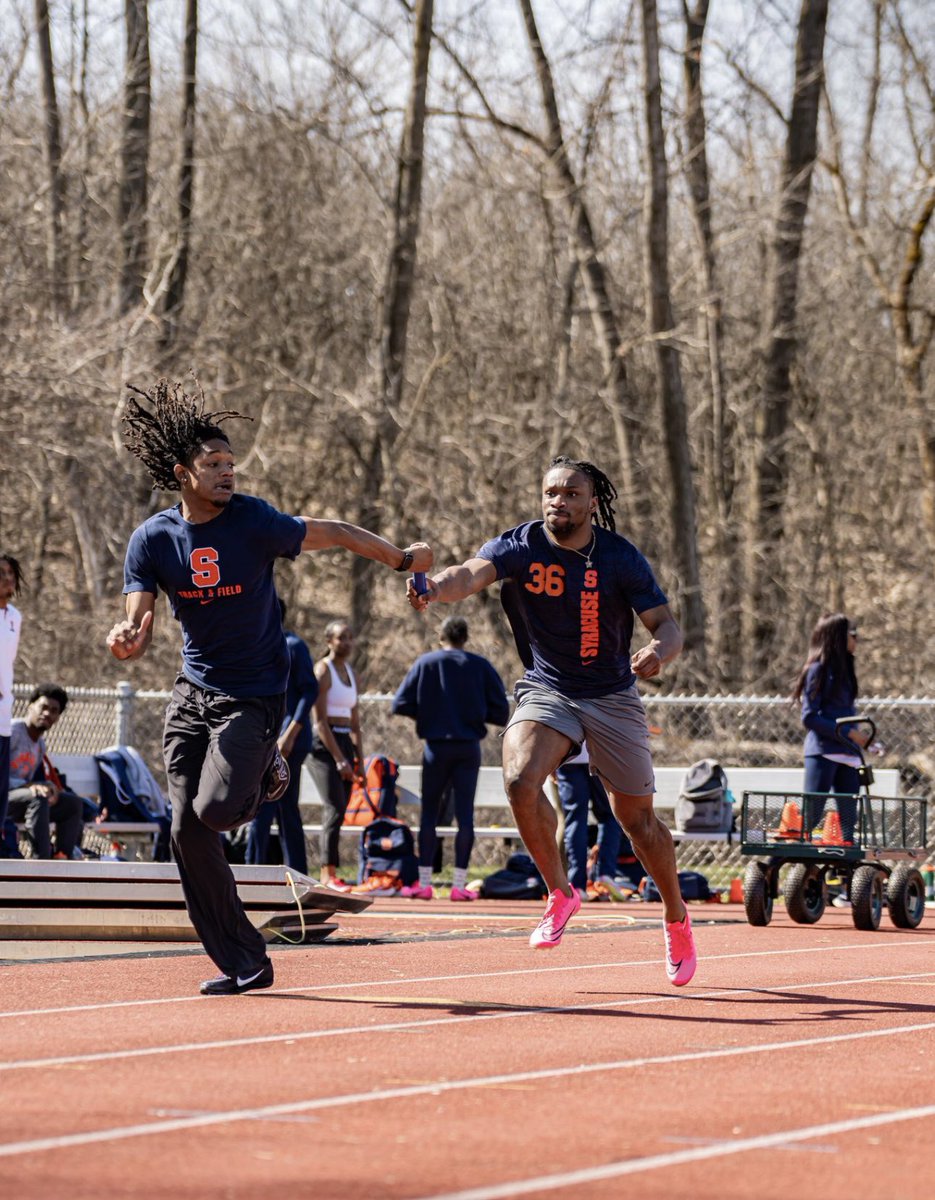 MrMalachiJames's tweet image. 1 more week till my collegiate debut🍊 #AGTG💕 @TJTRAININGDAY @lambo2126 @coreyannan360 @SJTrack