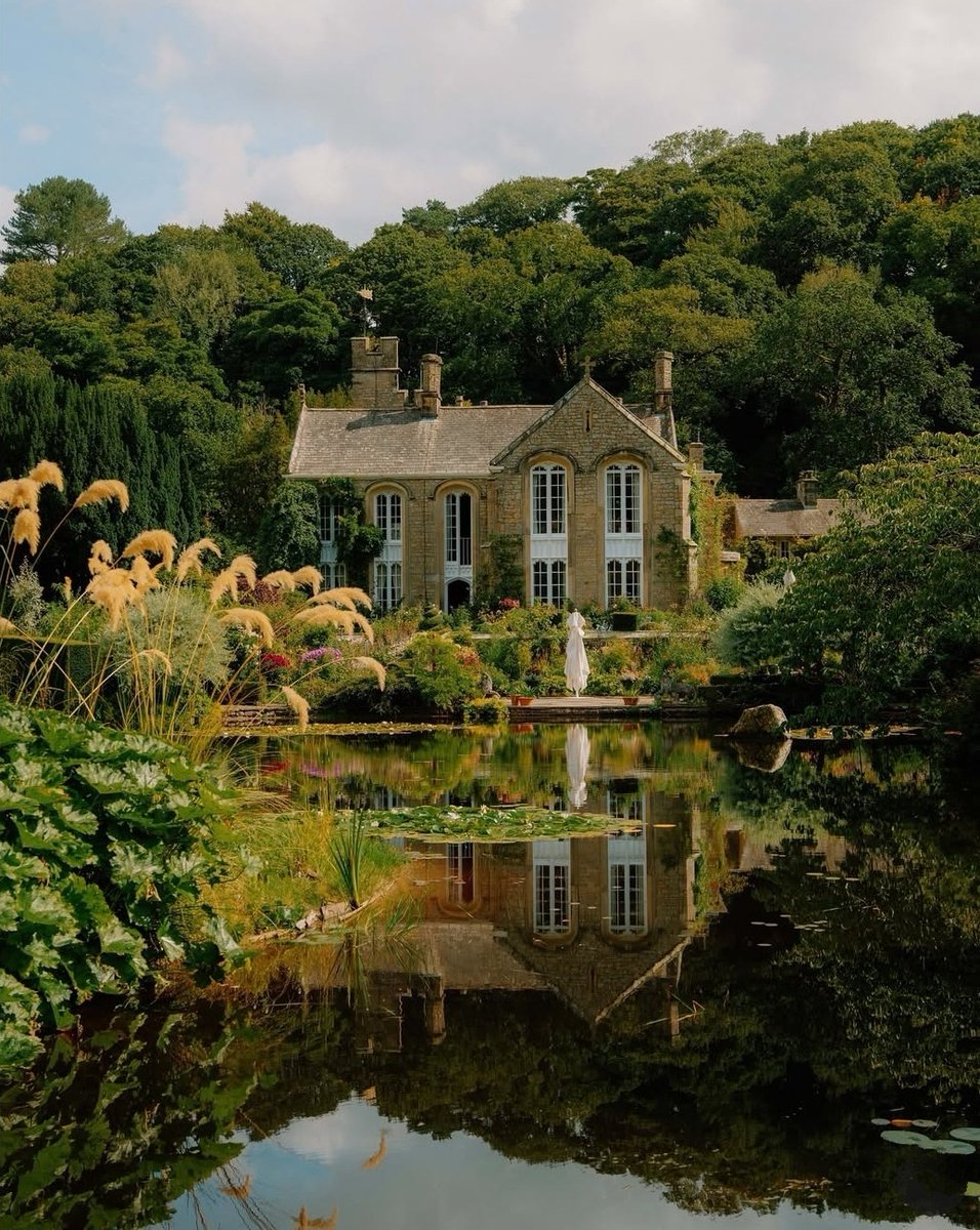 NostAcademia's tweet photo. Gresgarth Hall 🌼 Cottagecore https://t.co/nnBc3oqiQZ