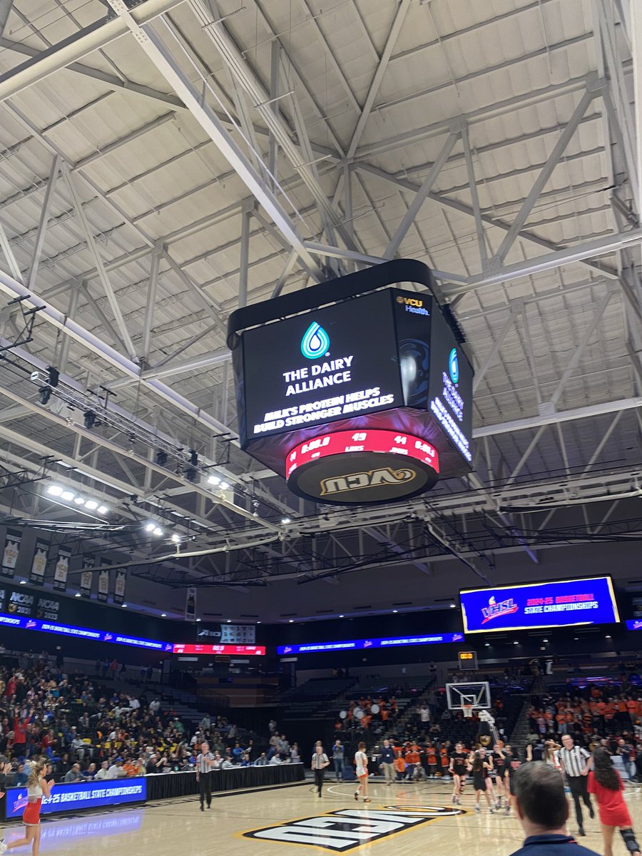 LBHS_AD's tweet image. CONGRATULATIONS TO THE @LBHSGirlsBball 2025 STATE CHAMPIONS @CavFoundation @LBHS_Cavaliers @CoachLB @sarahstrutt2