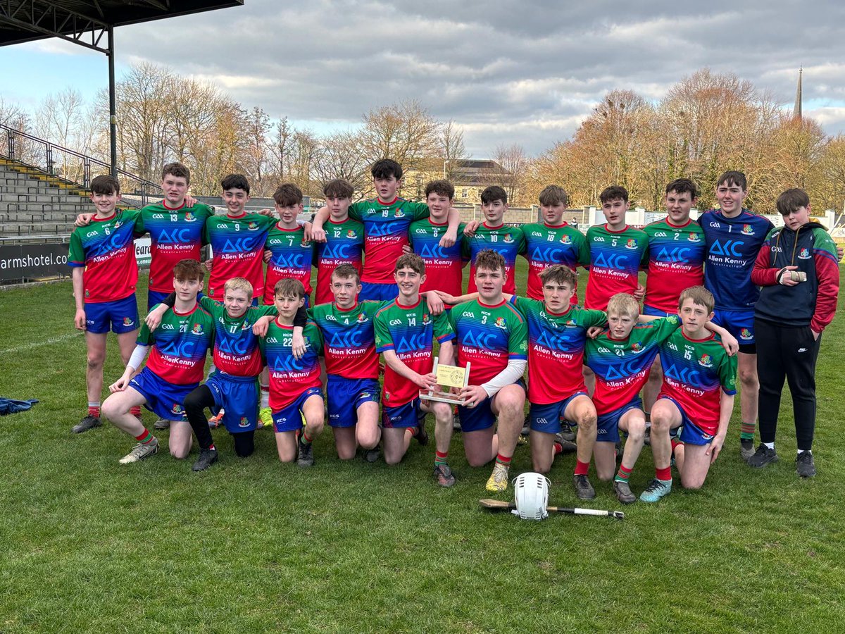 🏆 Shamrocks GAA – U15 Féile Champions! 🔴🟢🔵☘️
Get all the latest news on the Shamrocks GAA app member.clubspot.app/club/shamrocks…