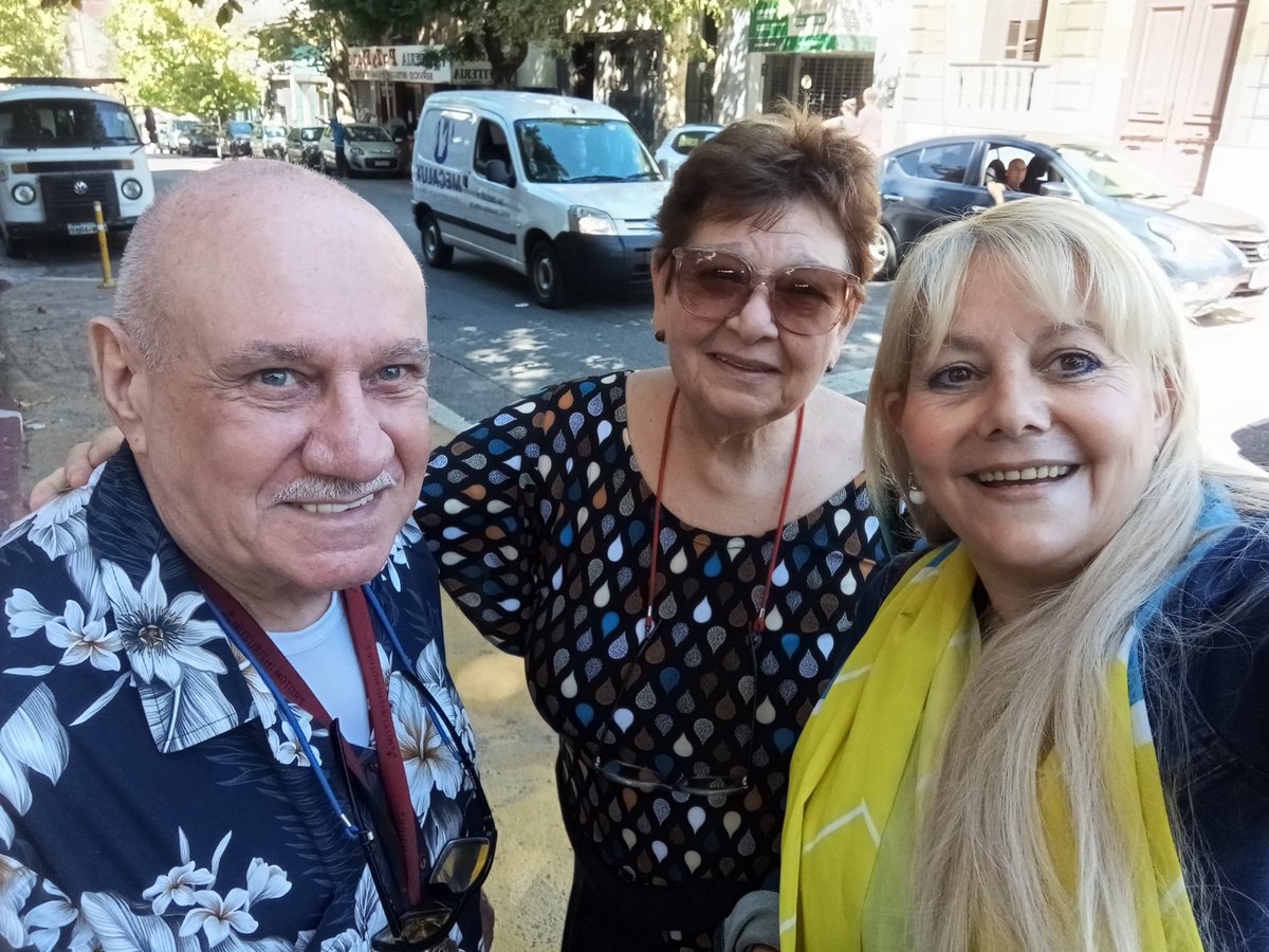 myriamsilva18's tweet photo. Reconquistemos  Montevideo  Feria Salto junto a nuestros candidatos 
@MartinLemaUy Intendente.
@ismael_manzur Alcalde Municipio B
Sumate a los  equipos que tenemos en todos los municipios para una ciudad más limpia, segura iluminada escuchamos tus propuestas
@ESPACIOCUARENTA https://t.co/tfnequEoS7