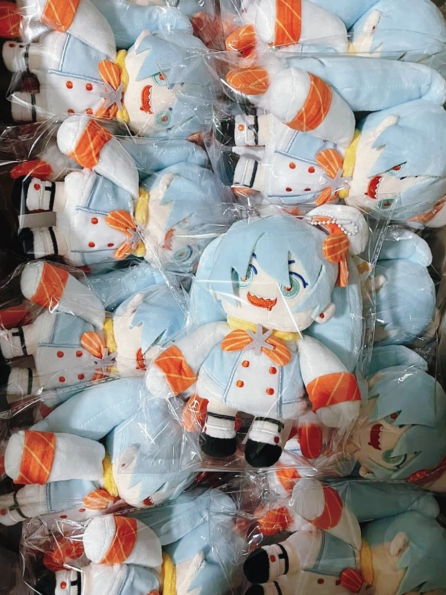 初音ミク ,雪ミク 「Just sent out the first batch of #Grabby」|peedee(ピディ)のイラスト
