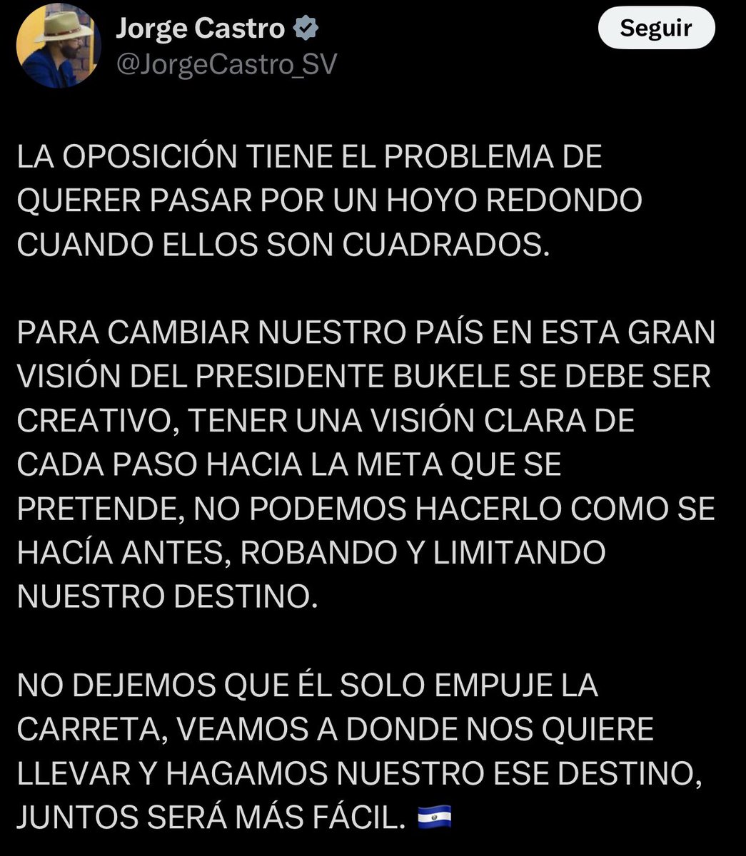 musikeys1's tweet image. EL ALCALDE SIMICO CON EDENTULISMO @JorgeCastro_SV debería dejar de escribir estupideces. Habla de “visión” y “destino” como si el rumbo de este país fuera claro, cuando lo único evidente es la #corrupción desbordada, #pactos con criminales, #endeudamiento brutal y #opacidad en…