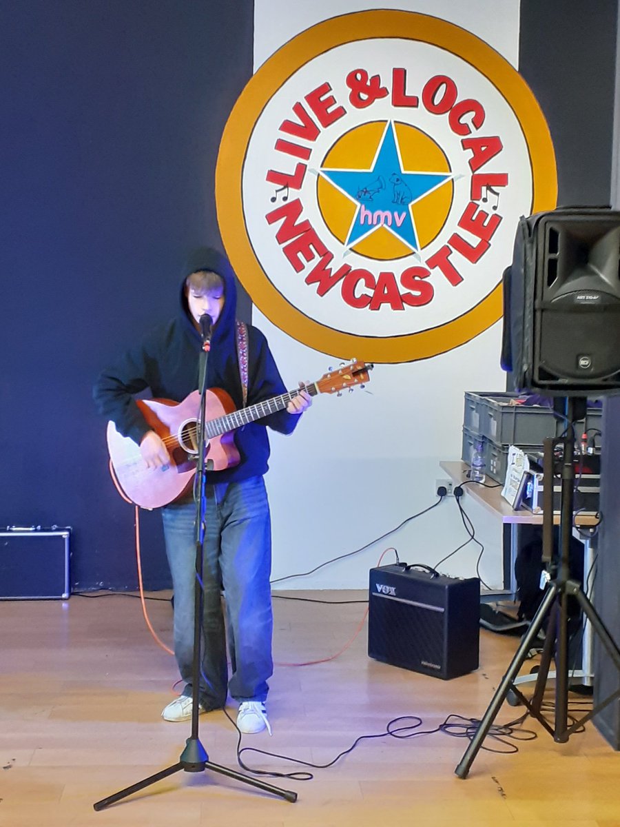 hmv Newcastle tweet media