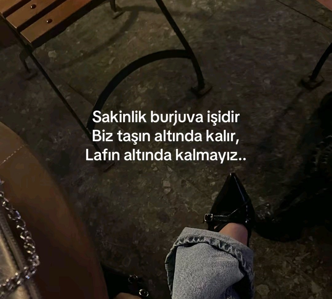 sinem (@kimbusnem) on Twitter photo 