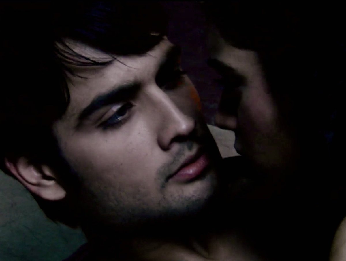 ARREYSUNOO's tweet image. abhay raichand 💕

#VivianDsena #pkyek