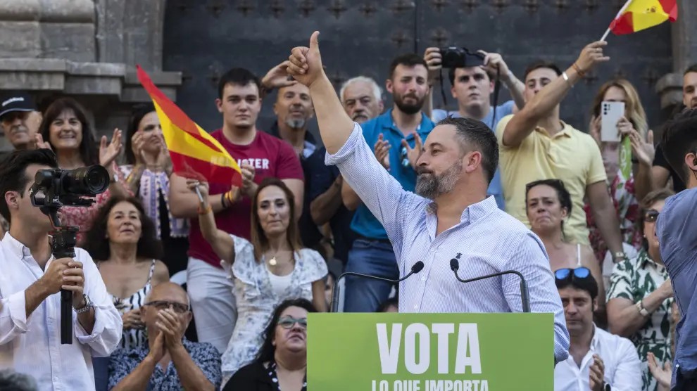 ‼️ URGENTE

VOX roza su RÉCORD de afiliados tras una fuerte subida desde la DANA de Valencia.

Ya somos 66.165 españoles afiliados a la alternativa patriótica, y SUBIENDO. 🫡🇪🇸