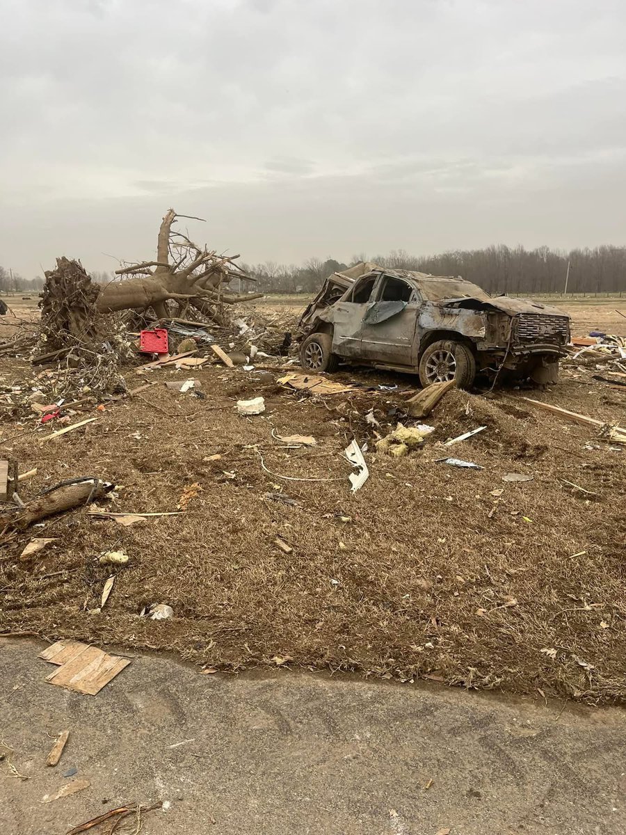 StormHQwx's tweet photo. Devastating images coming out of Diaz, Arkansas where a home is completely destroyed with intense tree damage.

📷: Ronnie Burress on FB https://t.co/mdw6pETocC