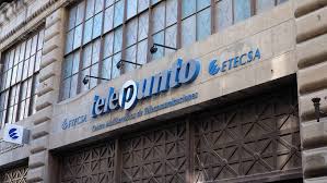 LidiaHid's tweet photo. Las oficinas comerciales de @ETECSA_Cuba que cuentan con aseguramiento energético están brindando servicio. Apoyar a la población a cargar sus equipos es parte de nuestro aporte ante la contingencia energética.

#UnidosXCuba
#EtecsaConCuba https://t.co/zoAeXfe0eS