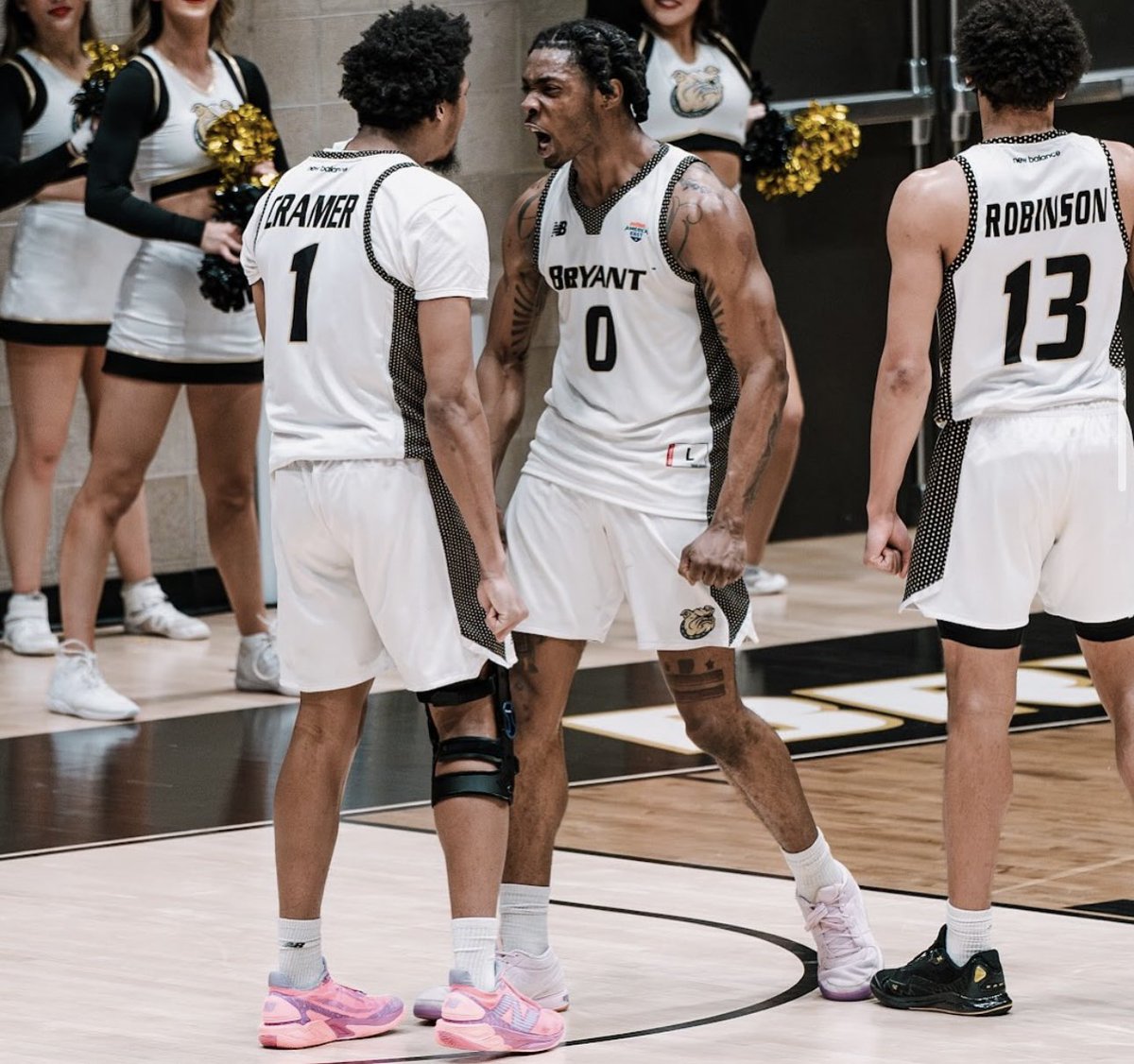 ColbyGHoops's tweet photo. Bryant punches their 🎟️ to the dance by claiming the AEC 🏆 led by their Baltimore/DMV duo in Earl Timberlake &amp; Barry Evans. 

Timberlake: 17PTS (8/14FG), 5ASTS, 4REBS

Evans: 19PTS (8/11FG), 7REBS

It’s just different. https://t.co/8UkhVTNWCC