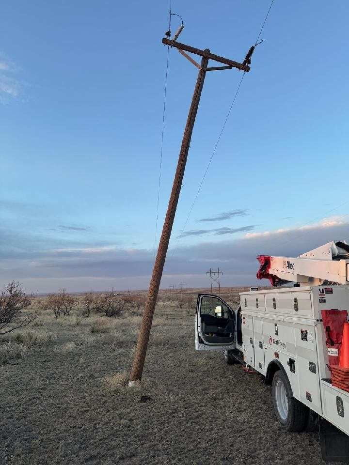 Crews have restored power to more than 70% of customers affected by the windstorm, with about 18,000 customers still without power, down from 68,000 yesterday afternoon.

As we work to restore power as quickly as possible, we have prioritized critical customers such as hospitals