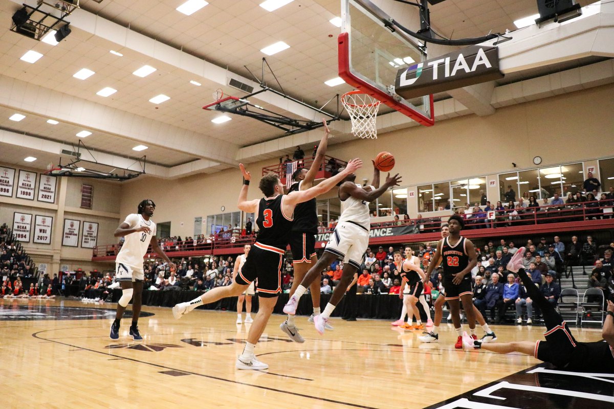 SPORTS | Bulldogs escape Princeton, advance to Ivy Championship