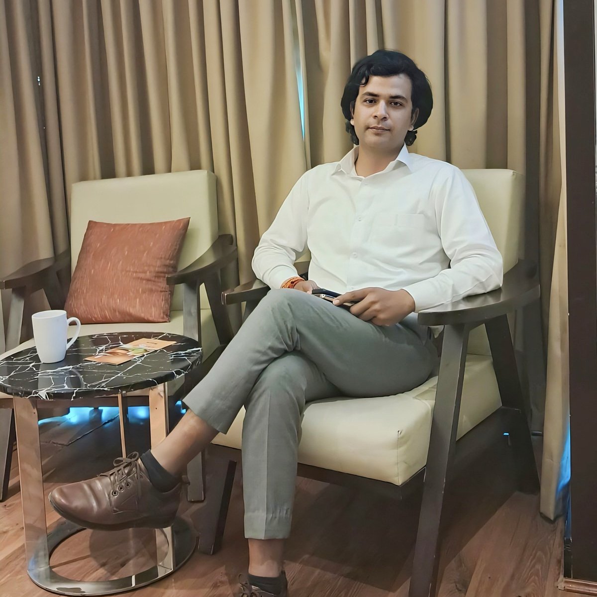 #NewProfilePic
वो मंजिल खूबसूरत नही लगती जिसका सफर कठिन नही होता
<a href="/GauravVeer7/">Gaurav Veer✴️</a>