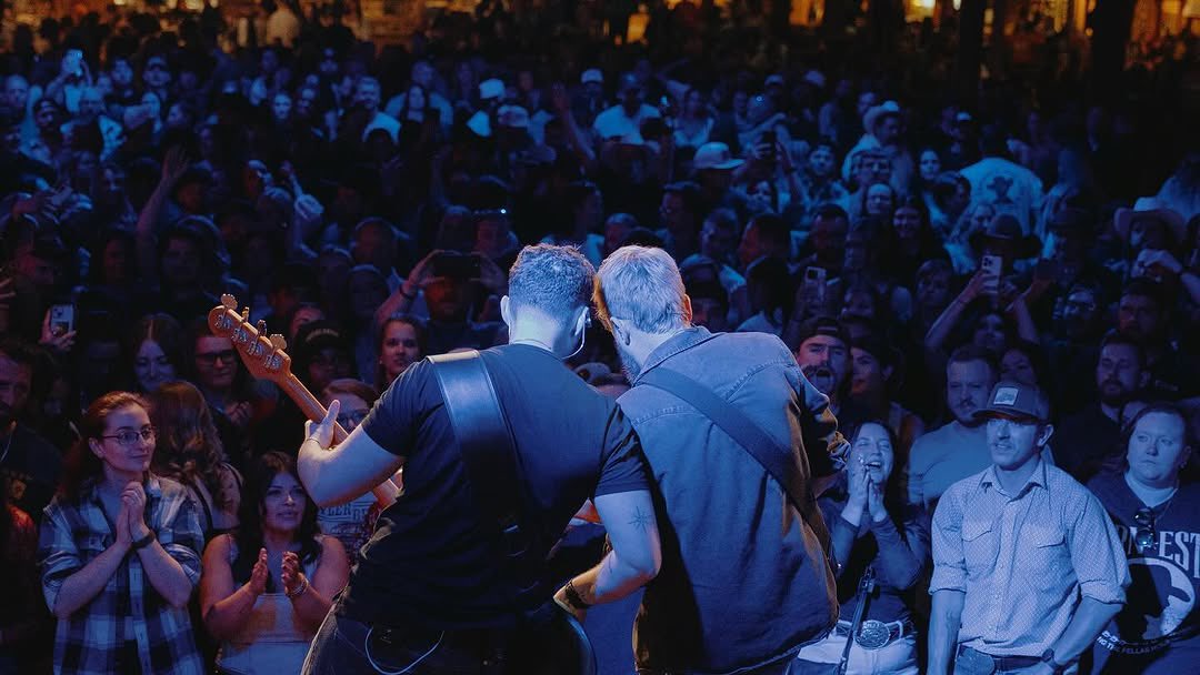 tylerbraden's tweet photo. I'll never come down from this high!!
THANK YOU, DENVER!! Over 1500 new friends and our biggest headline show to date!! It'll be a long time before we top this one!
Goodnight!!
🎥- @marisataylorr https://t.co/gu8nkE3KFp