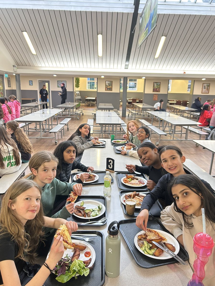 Dinner time at Condover Hall 🏐