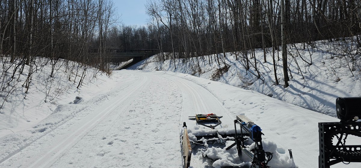 West end of @SkiHeritageEast groomed! Skate from p27 to the @ncc_ccn River House, classic from Raddison to Blair, including the Canotek access. Enjoy it while it lasts!! Coyote spotted at the <a href="/avspacemuseum/">Canada Aviation and Space Museum</a>