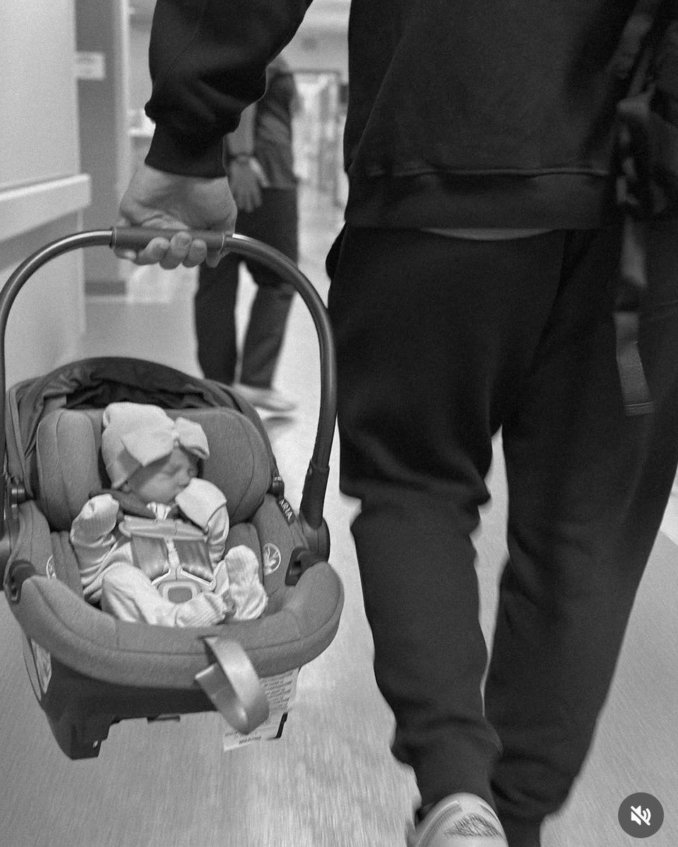 steeelerheart's tweet photo. Baby Watt and Baby Boswell, the two newest members of #SteelersNation 🥹 https://t.co/A7Hx7AYPHf