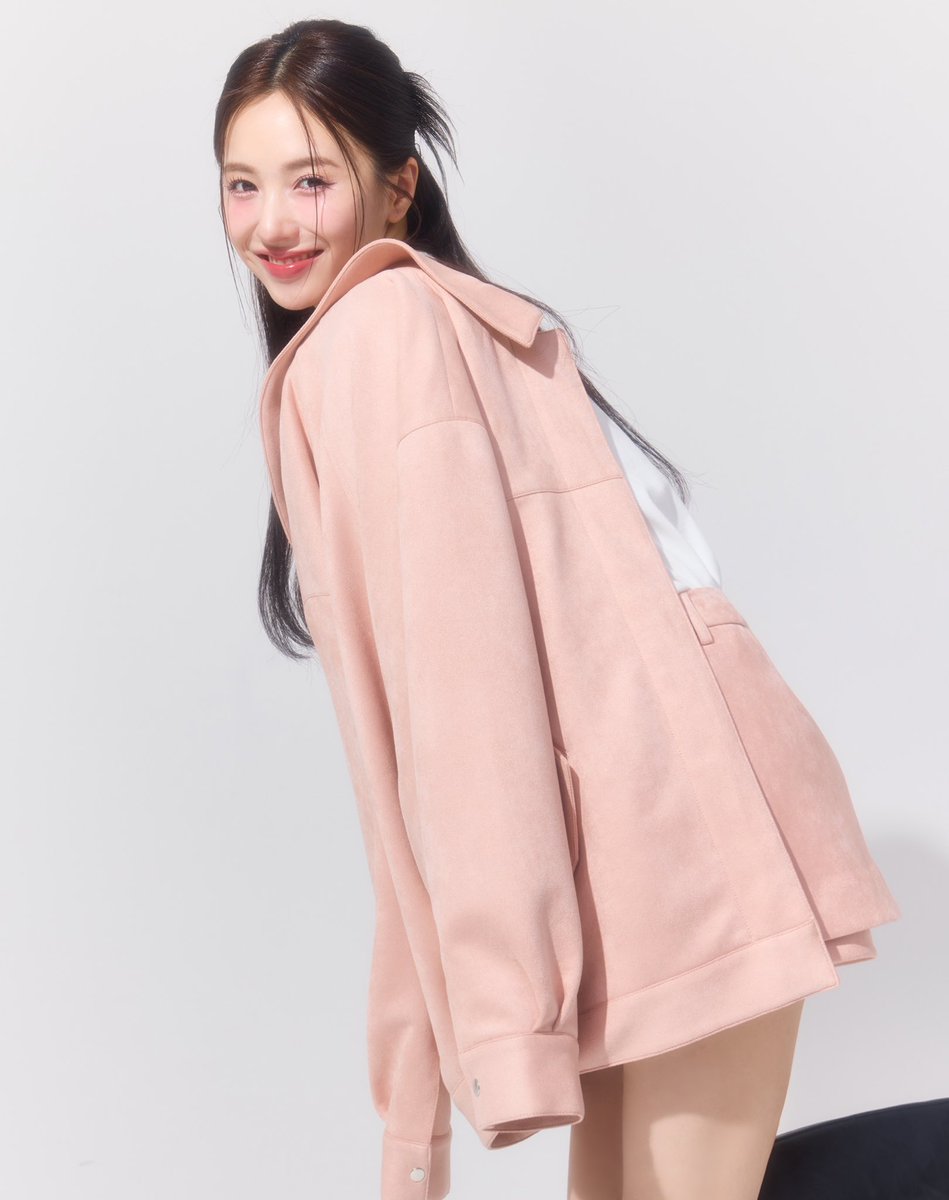 Jiwon. tweet media