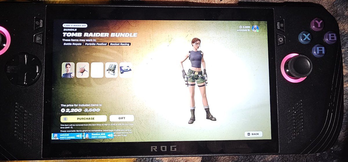 animiakgaming's tweet photo. @MelonieMac idk if you play fortnite but they have Laura as a skin... https://t.co/pf4AIMv0ke