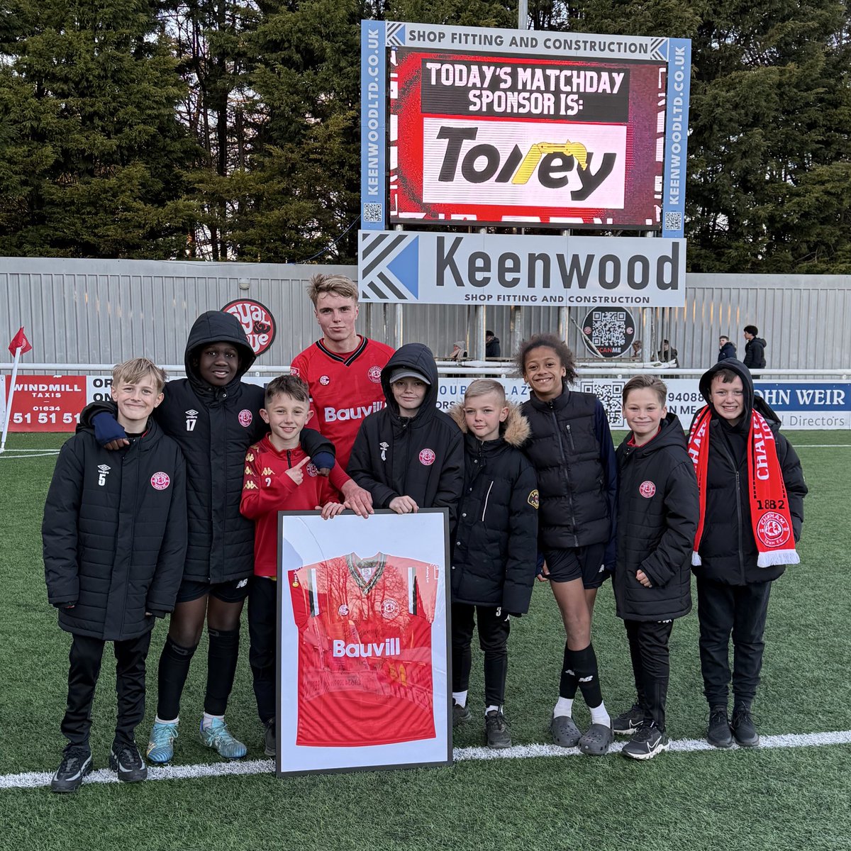 Congratulations to Kian Garlinge, who was chosen as MOTM by today’s matchday sponsors, Tolley Groundworks. 👏

🔴⚪️⚫️ #UpTheChats