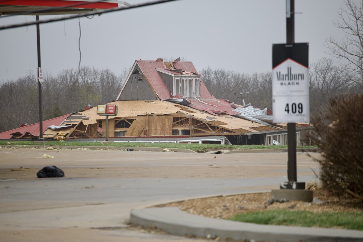 AlecSahm's tweet photo. Villa Ridge, MO. March 14, 2025 #stlwx https://t.co/LK0LC7libI