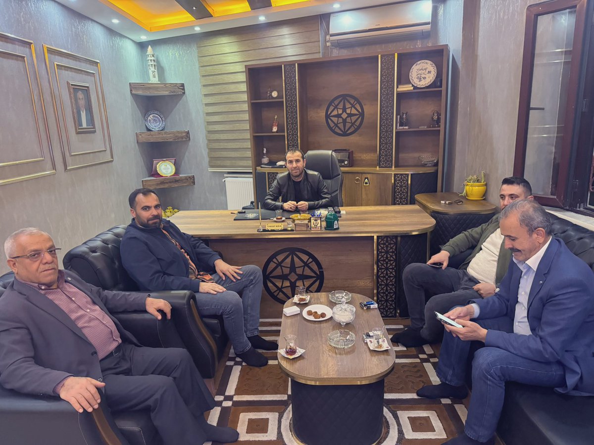 📍Karaköprü Maşuk özel el ele 
Özel eğitim ve rehabilitasyon Merkezi 
Sayın Yakup kılıç beyı ziyaret ettik 
<a href="/MDervisogluTR/">Müsavat Dervişoğlu</a> 
<a href="/aefakibaba/">Dr. Ahmet Eşref FAKIBABA</a> 
<a href="/AliErogllu/">𝓐𝓵𝓲 𝓔𝓡𝓞Ğ𝓛𝓤</a>