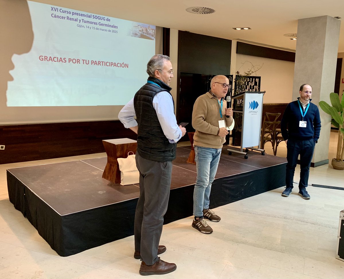 Entrega de premios de los talleres y broche final a un gran Curso SOGUG de Cáncer Renal y Tumores Germinales. Nos vamos de Gijón con satisfacción por el nivel cientifico y humano del evento. <a href="/sogug1/">SOGUG</a> #SomosSOGUG