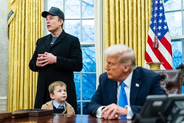 nicksortor's tweet photo. 🚨 #BREAKING: President Trump has officially signed the CR spending bill into law, funding the federal government until September 30

This will give Republicans time to codify DOGE’s MASSIVE spending cuts, making them permanent.

MAKE IT HAPPEN @SpeakerJohnson! https://t.co/BeflKbxAhh