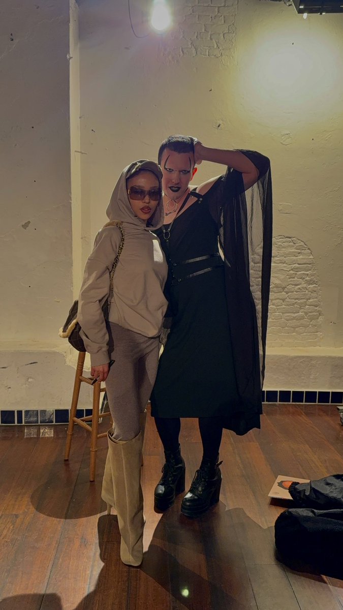 aquingf's tweet image. met her again today 😭