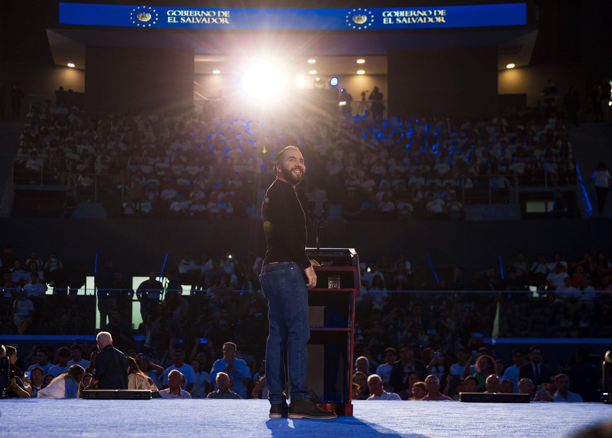 Casa Presidencial 🇸🇻 tweet media