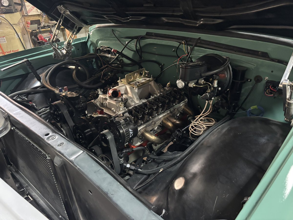 Houston we have a problem. Talk about a love/hate relationship. Dropped oil pressure. Investigation has begun.