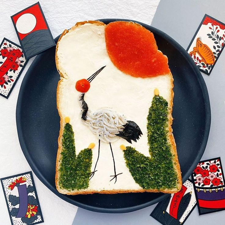 Meagan_888's tweet image. "Hanafuda (Made by Bread)" 🍞🎴
A creative twist on traditional Hanafuda cards, crafted with delicious bread—art meets flavor! 😋✨
#HanafudaBread #CreativeFood #ArtisticBakes
