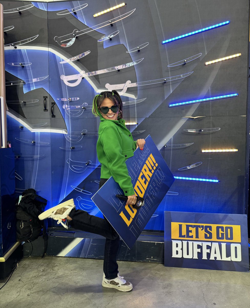 Happy St. Patrick's Day <a href="/BuffaloSabres/">Buffalo Sabres</a> Fans! 🍀

Feeling lucky? 

#LetsGoBuffalo