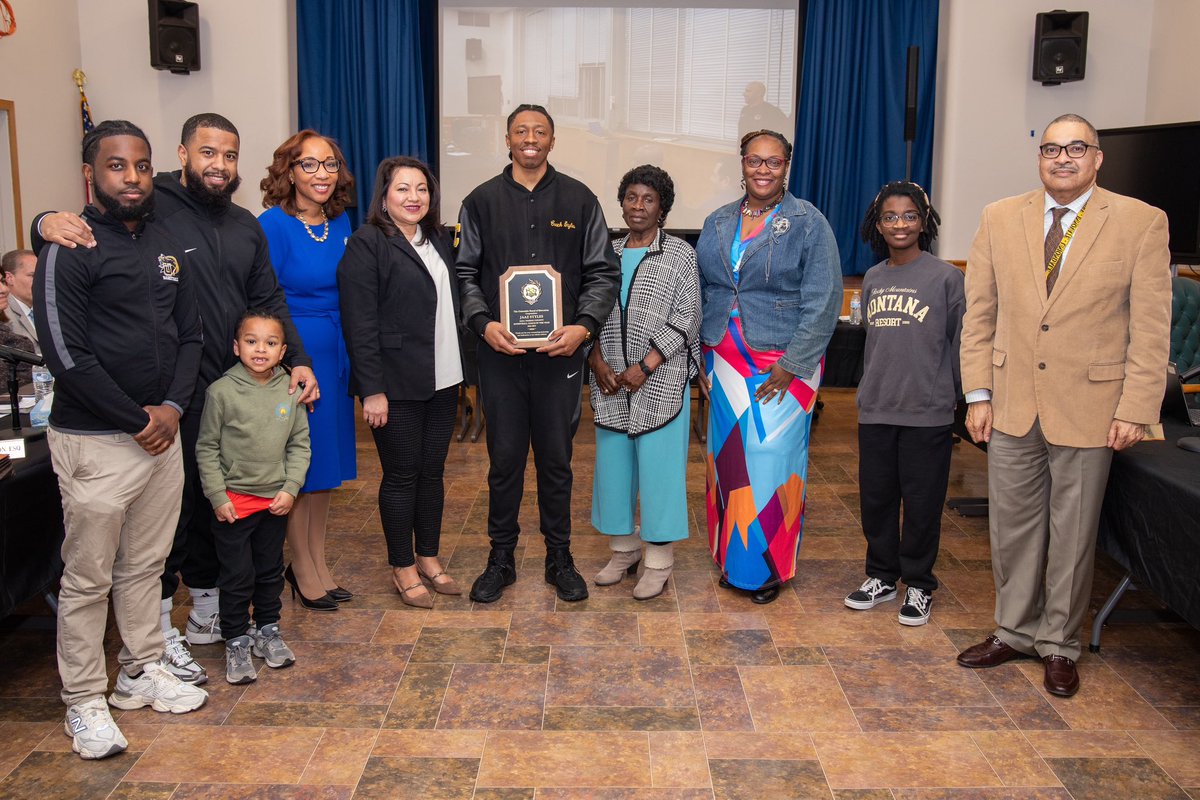The Board of Education and Superintendent Dr. Monique Darrisaw-Akil recognized UHS varsityBoys Basketball coach Jaaz Styles for being named Nassau County AAA Coach of the year.  Congratulations to Coach Styles and the entire coaching staff for a great season!