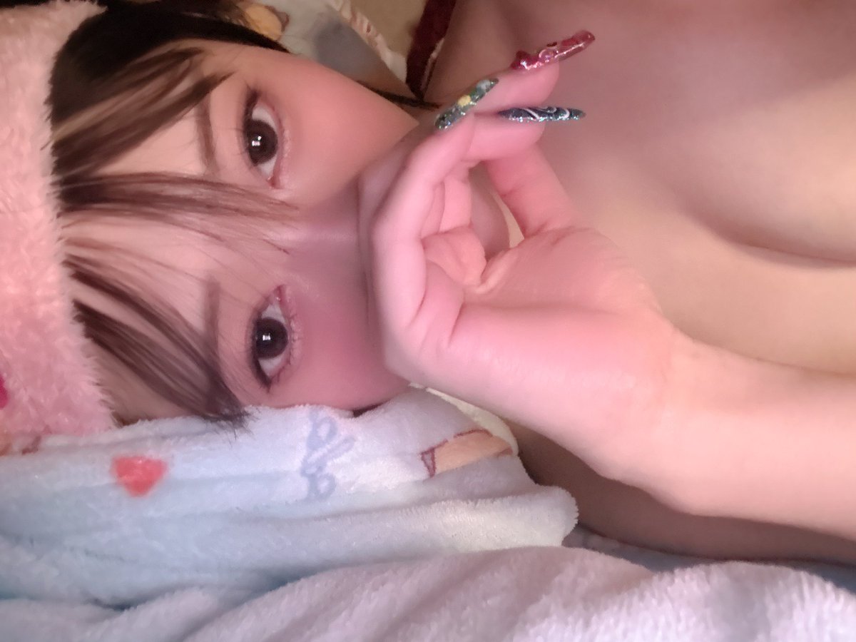 先程までみてくれた皆様ありがとっ
中途半端な感じで切っちゃってごめんね
💦が邪魔をしたの🫣😔😡💦