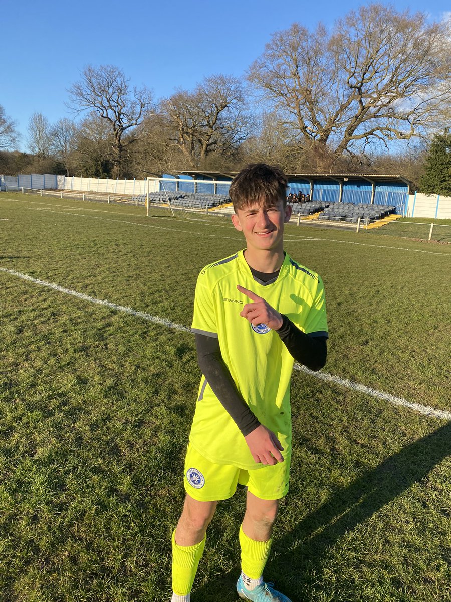 Great away win for @Penn_football today, commitment and work rate very good by all on a difficult surface. Extra special today to see Freddie start and score for the team 👍⚽️💙👏