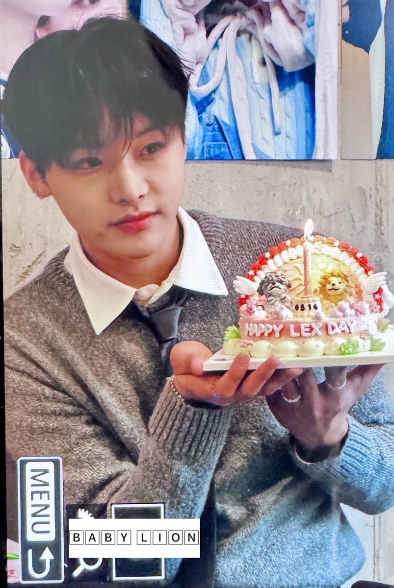 BABY_LION_LEX's tweet photo. [Preview] 
𝟮𝟬𝟮𝟱 𝗛𝗔𝗣𝗣𝗬 𝗟𝗘𝗫 𝗗𝗔𝗬 𝗖𝗔𝗙𝗘 𝗘𝗩𝗘𝗡𝗧

[ 𝕄𝔸𝔾𝕀ℂ 𝕆𝔽 𝔽𝔸𝕃𝕃𝕀ℕ𝔾 𝔽𝕆ℝ 𝕃𝔼𝕏 ]

😊🎂

#XODIAC #소디엑 #LEX #렉스 #조두현
#뜌의_하루_명장면
#나는_정말정말_너를좋아해
#Magic_falling_for_LEX https://t.co/XTPzXzfJfD