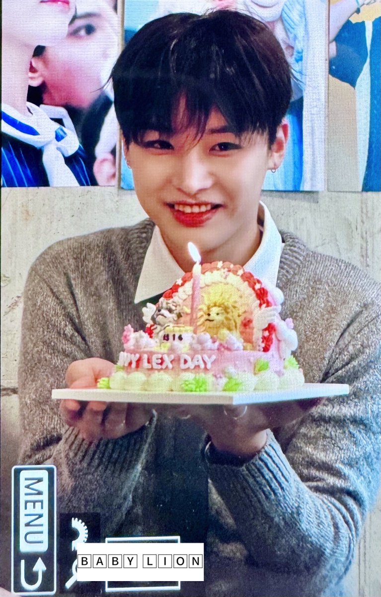 BABY_LION_LEX's tweet photo. [Preview] 
𝟮𝟬𝟮𝟱 𝗛𝗔𝗣𝗣𝗬 𝗟𝗘𝗫 𝗗𝗔𝗬 𝗖𝗔𝗙𝗘 𝗘𝗩𝗘𝗡𝗧

[ 𝕄𝔸𝔾𝕀ℂ 𝕆𝔽 𝔽𝔸𝕃𝕃𝕀ℕ𝔾 𝔽𝕆ℝ 𝕃𝔼𝕏 ]

😊🎉🎂

#XODIAC #소디엑 #LEX #렉스 #조두현
#뜌의_하루_명장면
#나는_정말정말_너를좋아해
#Magic_falling_for_LEX https://t.co/q6nT6kpap2