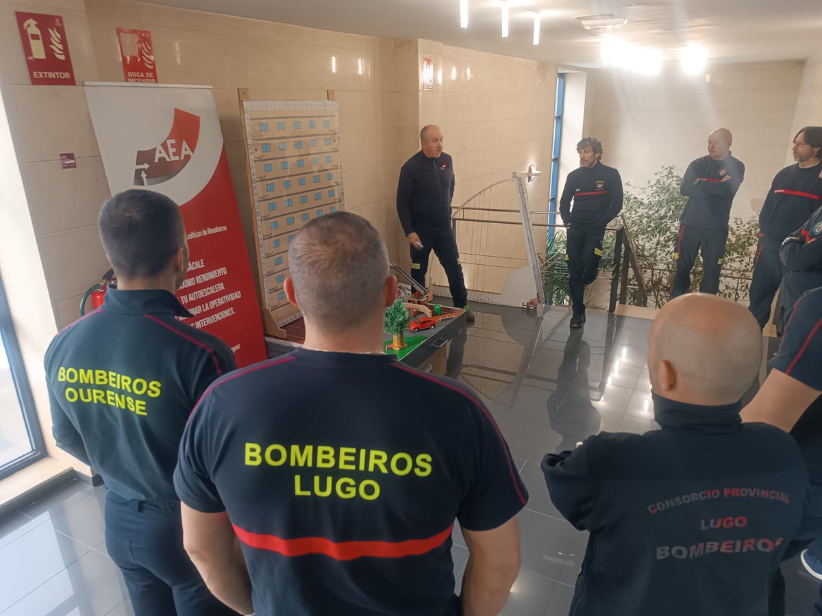 Jesús Hernando (@jhernandod) on Twitter photo Durante esta semana se han realizado dos nuevas ediciones del "Curso de intervenciones con AEA nivel II" en <a href="/agaspxunta/">Academia Galega de Seguridade Pública - AGASP</a> para el personal de distintos servicios de emergencias de Galicia. Ha sido un placer colaborar de nuevo con vosotros. autoescalerasautomaticas.com Durante esta semana se han realizado dos nuevas ediciones del "Curso de intervenciones con AEA nivel II" en <a href="/agaspxunta/">Academia Galega de Seguridade Pública - AGASP</a> para el personal de distintos servicios de emergencias de Galicia. Ha sido un placer colaborar de nuevo con vosotros. autoescalerasautomaticas.com