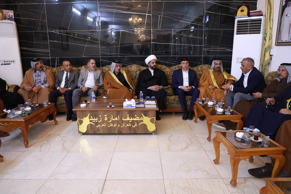 الشيخ الأمين يزور مضيف أمير قبائل زبيد في العراق والوطن العربي "معد جاسم السمرمد" 

زار الأمين العام لحركة عصائب أهل الحق، سماحة الشيخ قيس الخزعليّ، مضيف سمو الأمير معد جاسم السمرمد، أمير قبائل زبيد في العراق والوطن العربي، في قضاء الصويرة بمحافظة واسط.
وأكد سماحته خلال اللقاء،