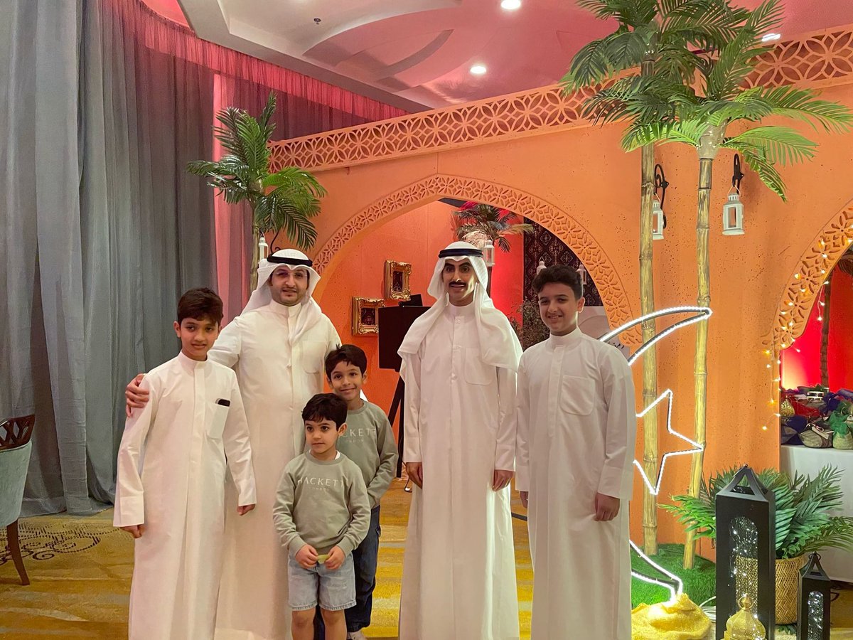 kuna_ar's tweet photo. خلال حضوره مأدبة الإفطار السنوية الثانية التي أقامها المكتب الثقافي الكويتي في البحرين

- سفير دولة الكويت لدى مملكة البحرين الشيخ ثامر جابر الأحمد الصباح يشيد بما يظهره الطلبة من قدرة عالية على تحمل المسؤولية ويثمن ما يتحلون به من عزيمة على مواصلة مسيرتهم التعليمية

https://t.co/msMNyQZQlR

#كونا #الكويت